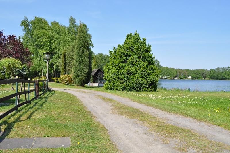 Ferienpark Tannenbruchsee Neustadt am Rubenberge Ngoại thất bức ảnh